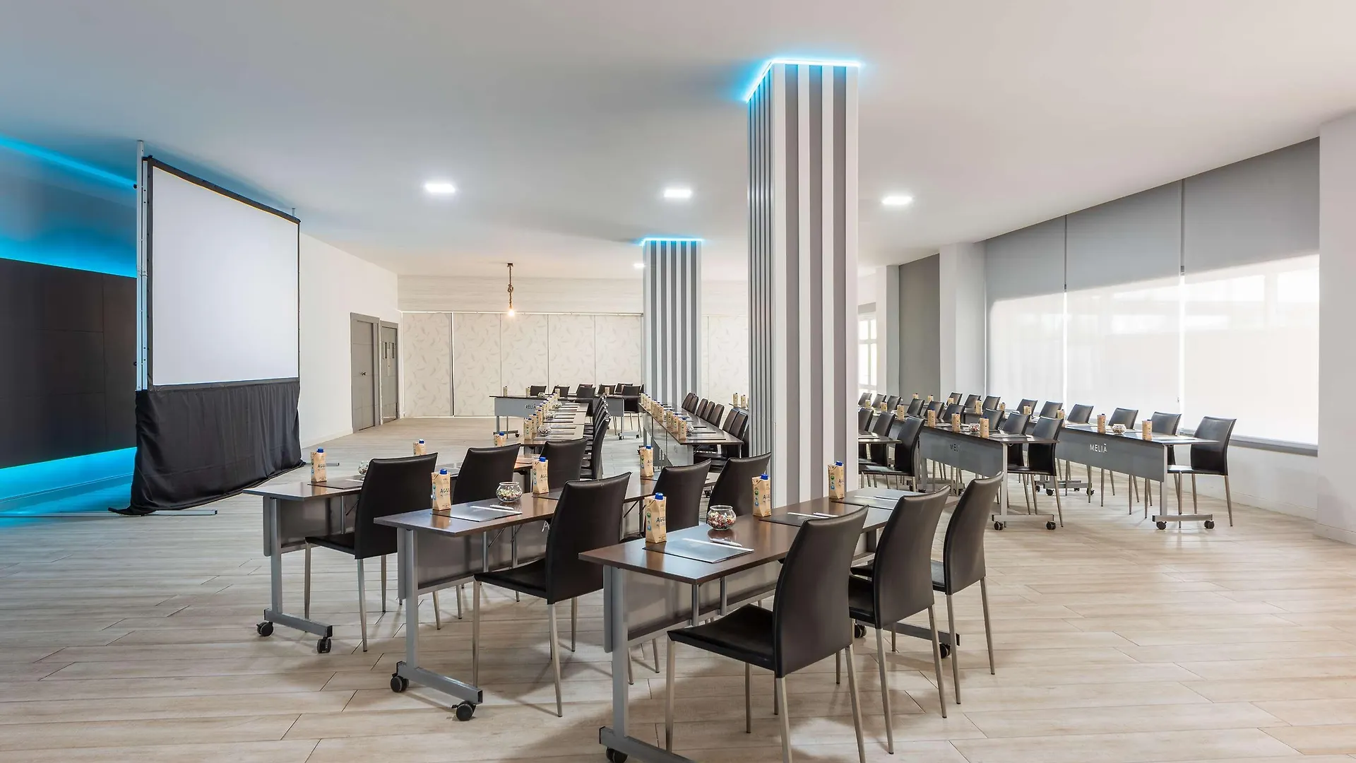 Hotel Madrid Chamartin, Affiliated By Melia