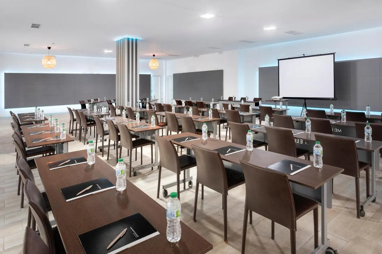 Hotel Madrid Chamartin, Affiliated By Melia 3*,  Spanje