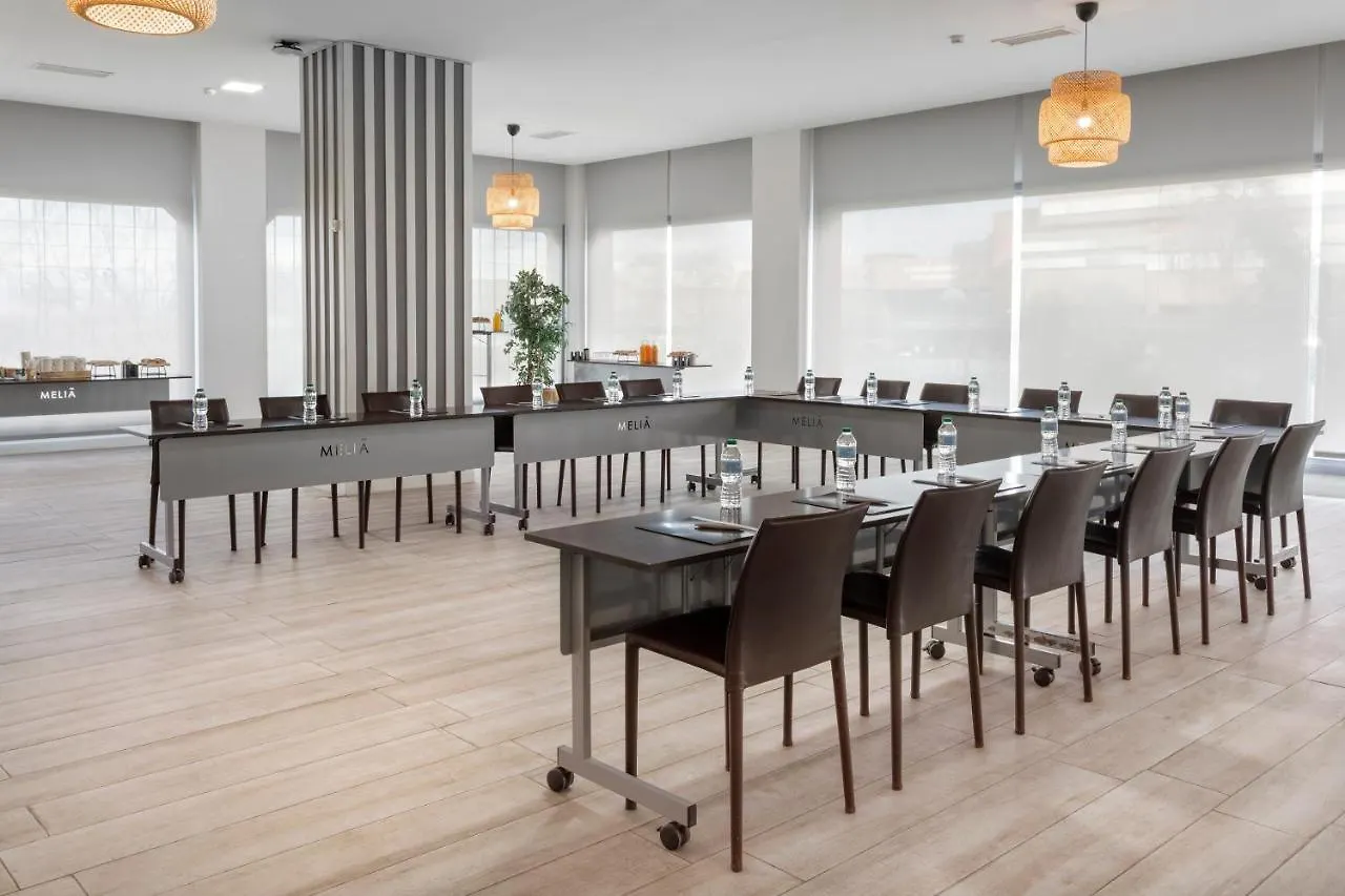 Hotel Madrid Chamartin, Affiliated By Melia 3*,