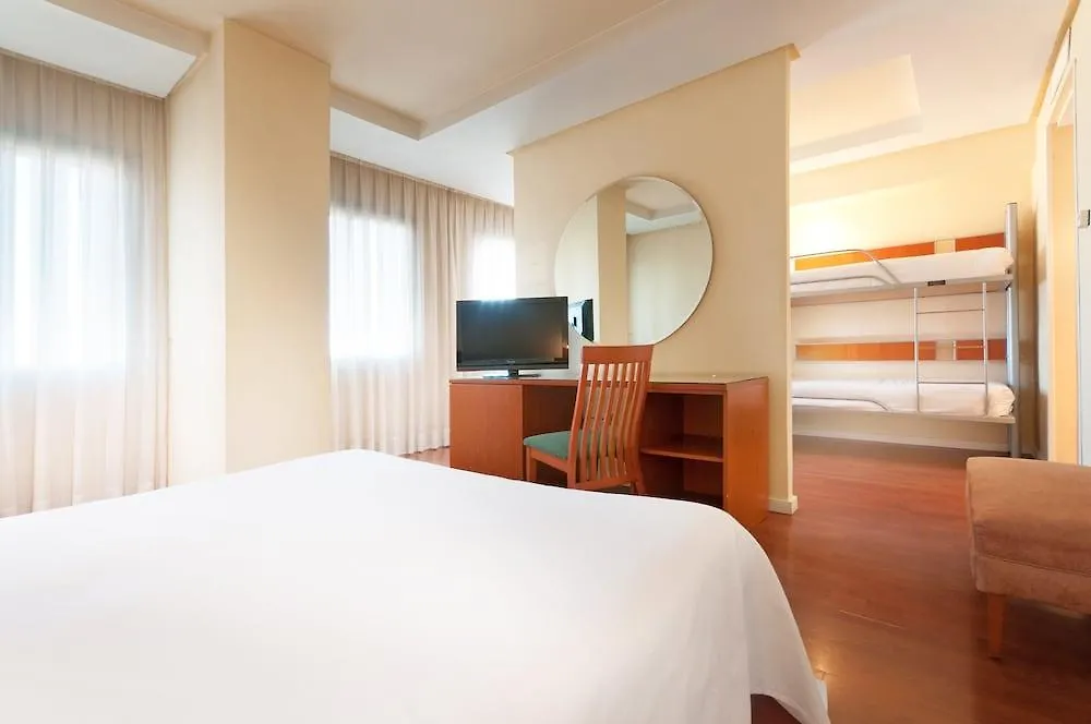 Hotel Madrid Chamartin, Affiliated By Melia 3*,  Spanje