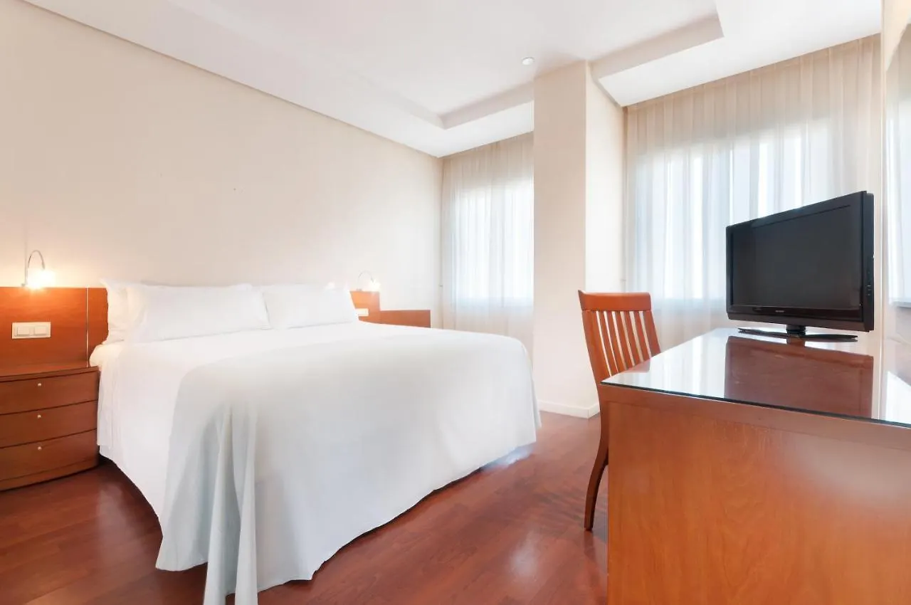 Hotel Madrid Chamartin, Affiliated By Melia