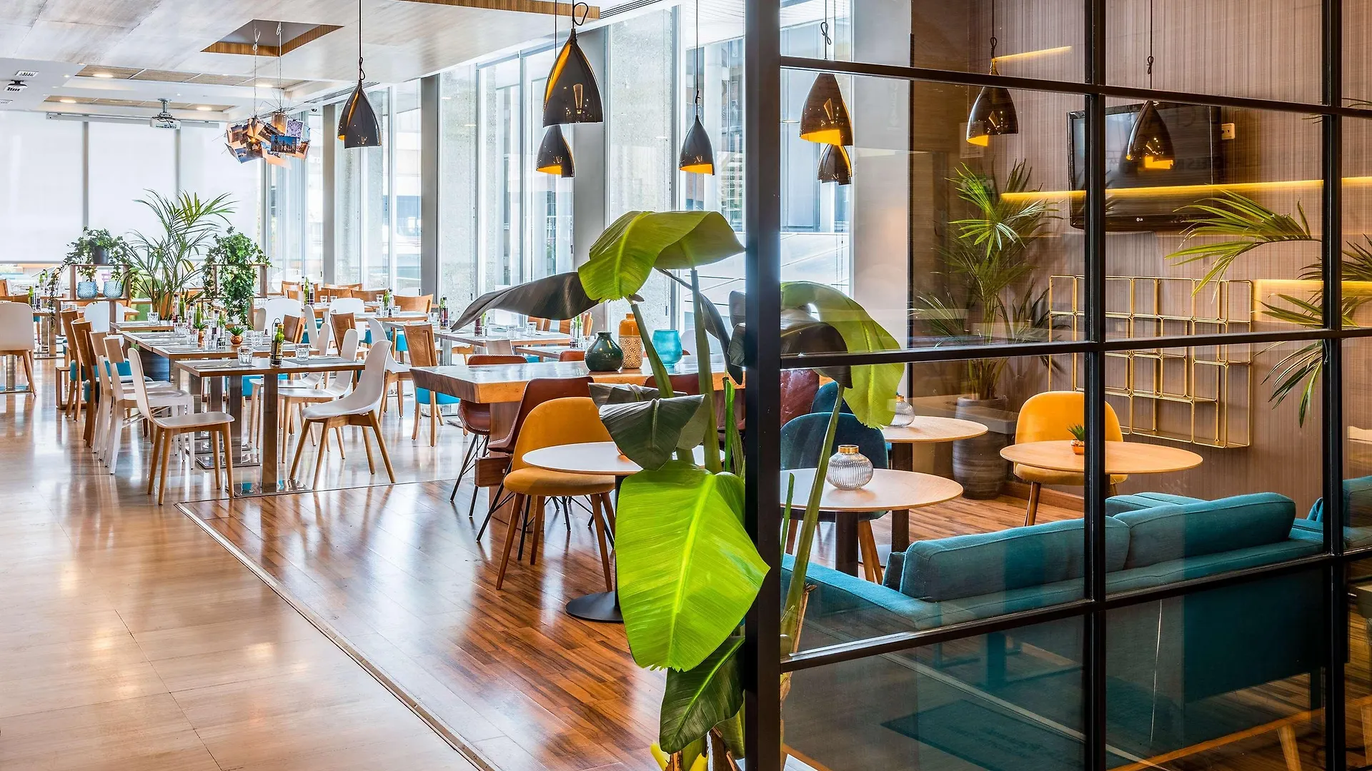 Hotel Madrid Chamartín, Affiliated by Meliá Espanha