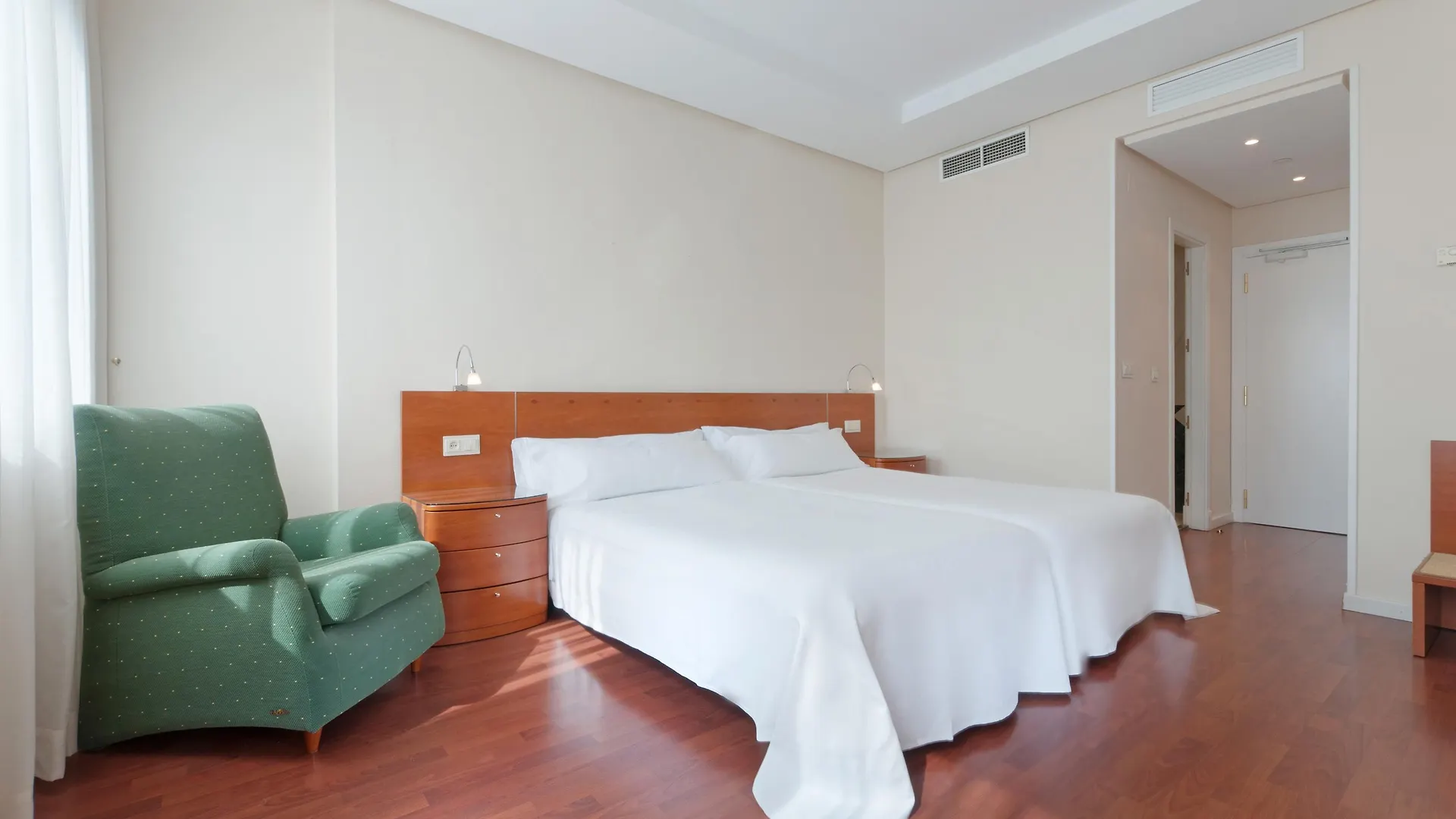 Hotel Madrid Chamartín, Affiliated by Meliá