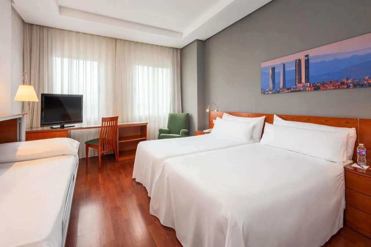 ***  Hotel Madrid Chamartín, Affiliated by Meliá Espanha