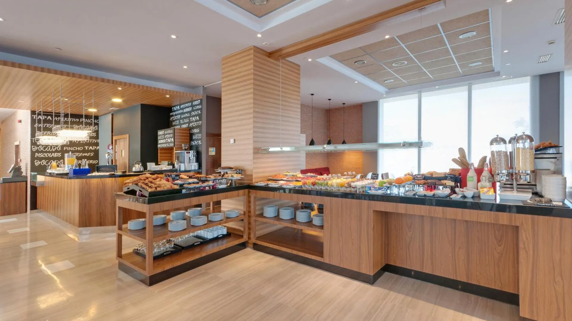Hotel Madrid Chamartín, Affiliated by Meliá Espanha